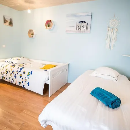 Apartment Appt Ambiance Boheme 2 Ch Piscine Lagon Tarbes