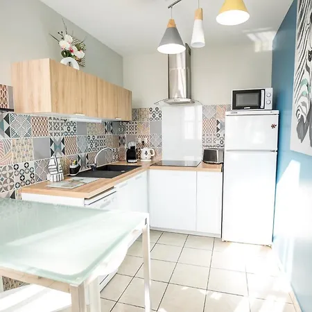 Appt Ambiance Boheme 2 Ch Piscine Lagon Apartment Tarbes